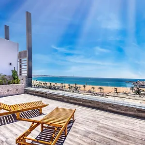 Luxury Seafront 6-7p Appartement